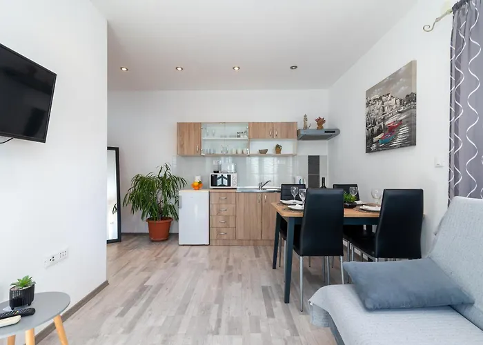 Sara Apartmant Trogir-dragulin Apartment Trogir