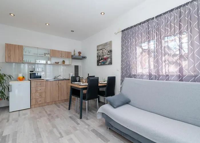 Apartment Sara Apartmant Trogir-dragulin