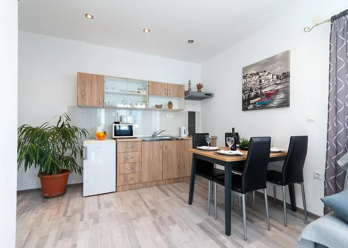 Sara Apartmant Trogir-dragulin Trogir
